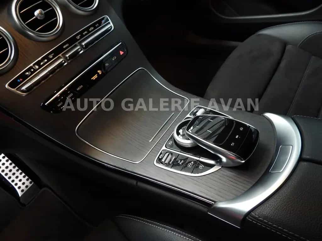 Mercedes-Benz C 300 COUPE AMG-LINE 11/2019-photo-18