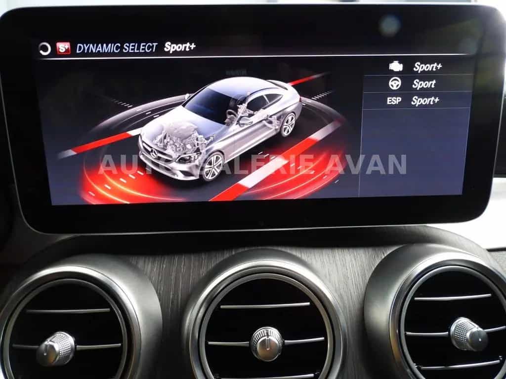Mercedes-Benz C 300 COUPE AMG-LINE 11/2019-photo-19
