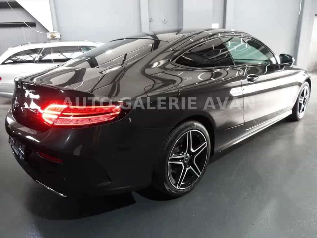 Mercedes-Benz C 300 COUPE AMG-LINE 11/2019-photo-3