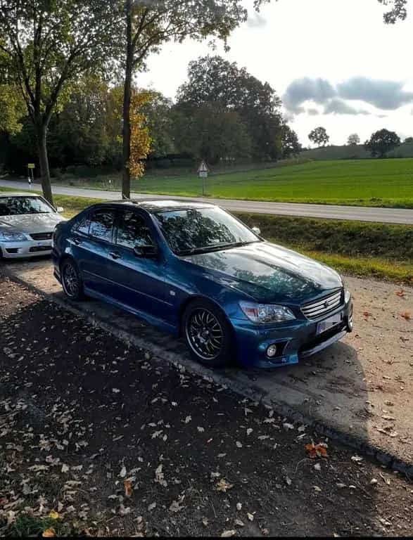 Lexus IS 200 Sport Kompressor TTE 01/2000-photo-0
