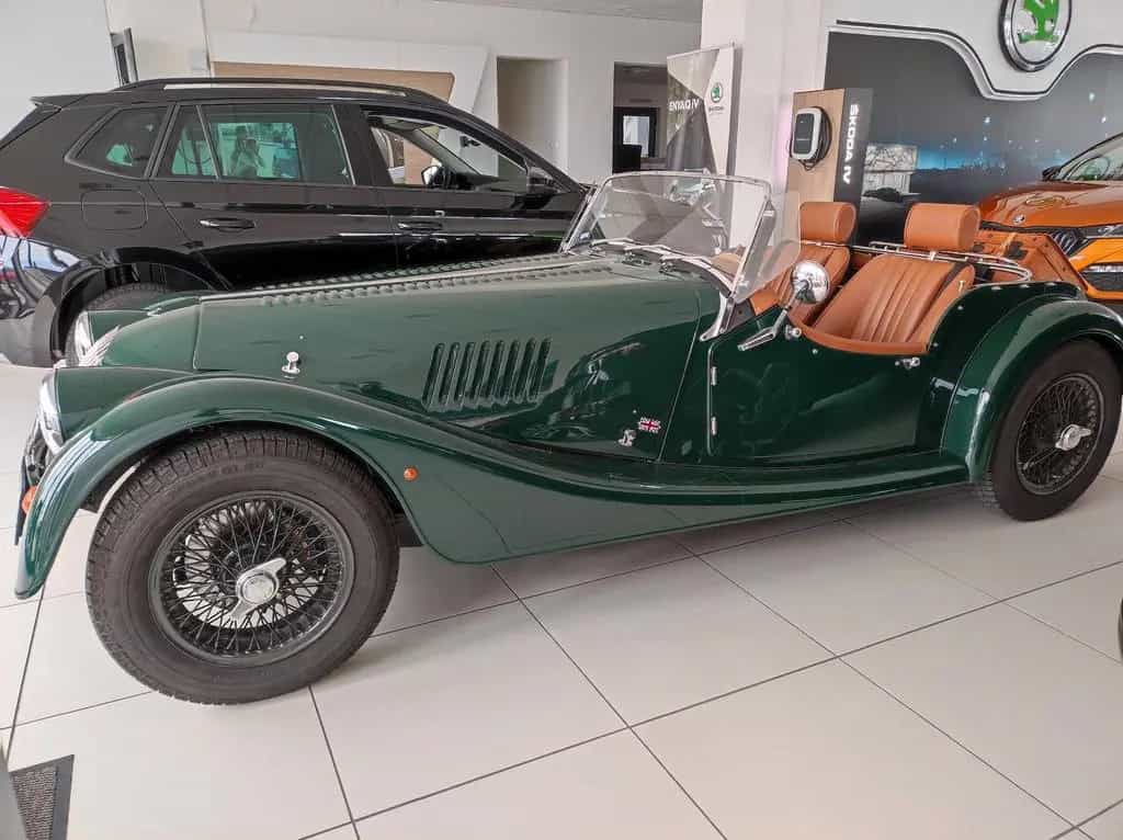 Morgan 4/4 Volleder Schöner Zustand - Transport möglich 03/2012-photo-0