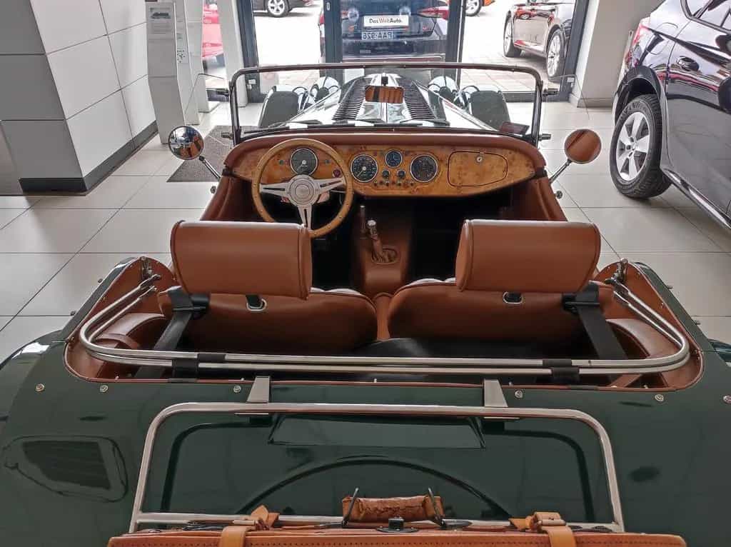 Morgan 4/4 Volleder Schöner Zustand - Transport möglich 03/2012-photo-1
