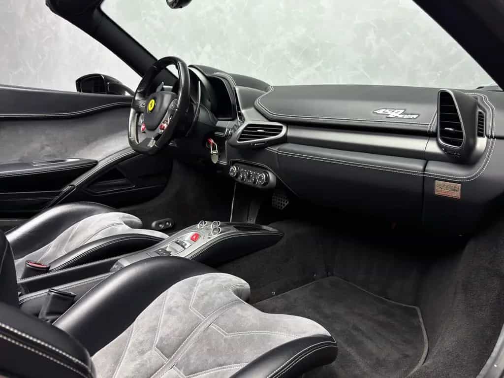Ferrari 458 Italia Spider DE 2.HAND RACING SEATS ALCANTA 07/2012-photo-28