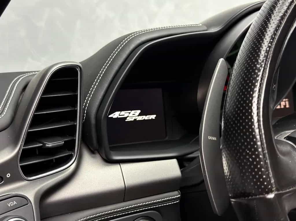 Ferrari 458 Italia Spider DE 2.HAND RACING SEATS ALCANTA 07/2012-photo-36