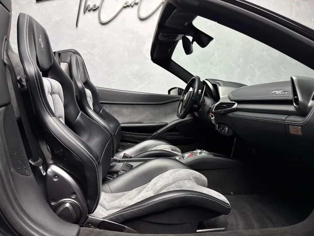 Ferrari 458 Italia Spider DE 2.HAND RACING SEATS ALCANTA 07/2012-photo-7