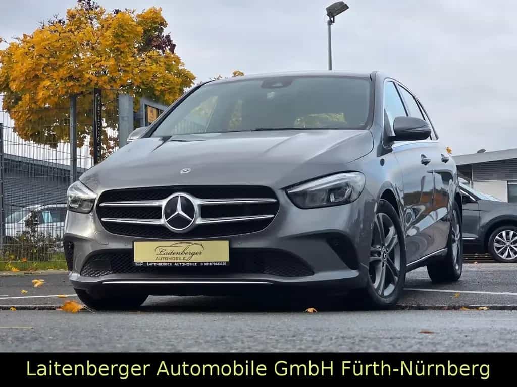 Mercedes-Benz B 220 4Matic*ACC*LED*MBUX*NAVI*LEDER*KAMERA*AHK 06/2019-photo-0