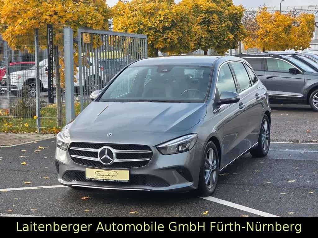 Mercedes-Benz B 220 4Matic*ACC*LED*MBUX*NAVI*LEDER*KAMERA*AHK 06/2019-photo-17