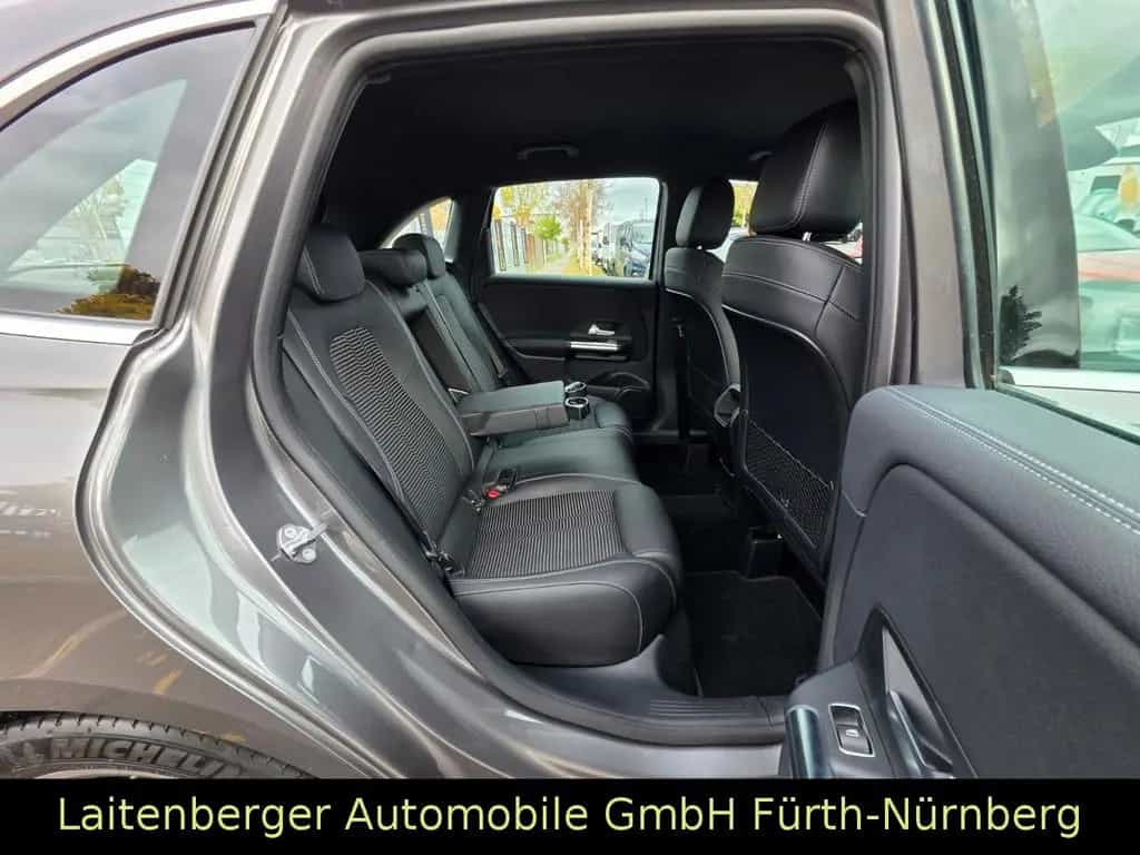 Mercedes-Benz B 220 4Matic*ACC*LED*MBUX*NAVI*LEDER*KAMERA*AHK 06/2019-photo-28