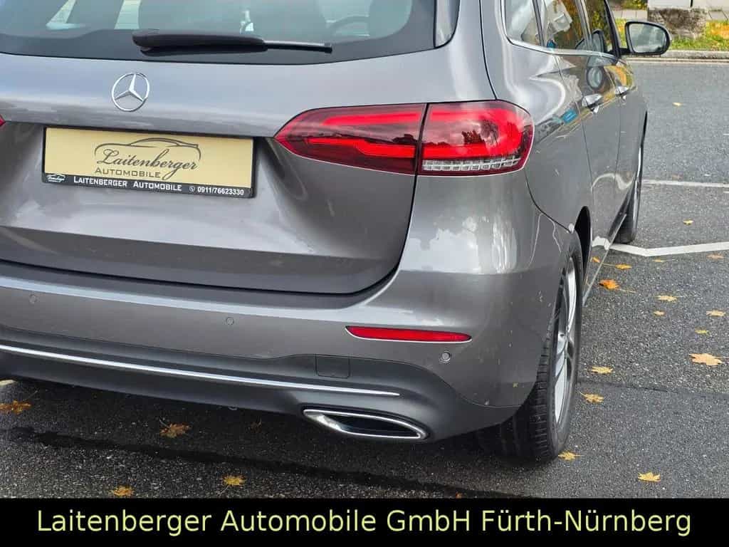 Mercedes-Benz B 220 4Matic*ACC*LED*MBUX*NAVI*LEDER*KAMERA*AHK 06/2019-photo-45