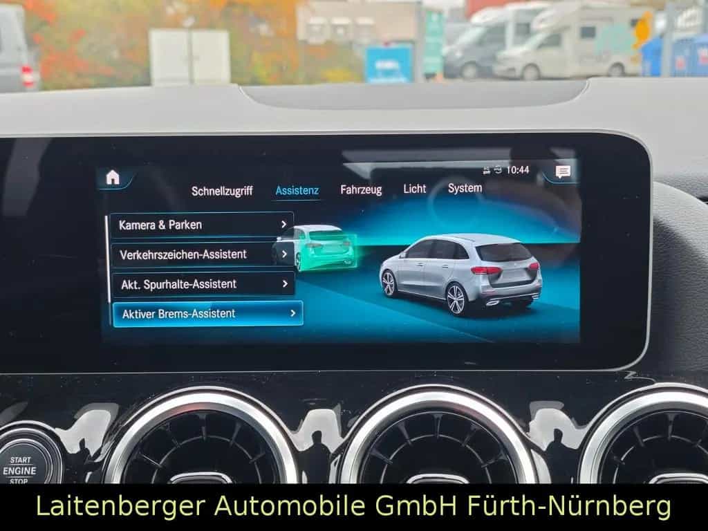 Mercedes-Benz B 220 4Matic*ACC*LED*MBUX*NAVI*LEDER*KAMERA*AHK 06/2019-photo-9