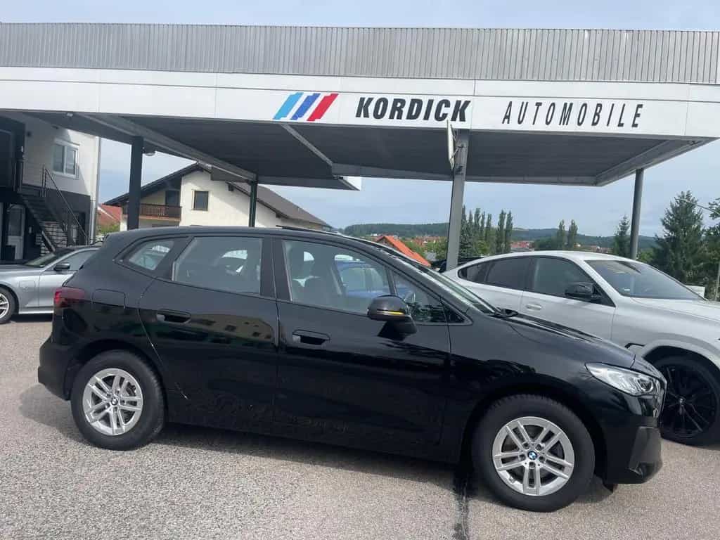 BMW 218 Active Tourer 218iA ACTIVE TOURER U06/LC+/LED/PANO/SHZ+LHZ 03/2023-photo-2