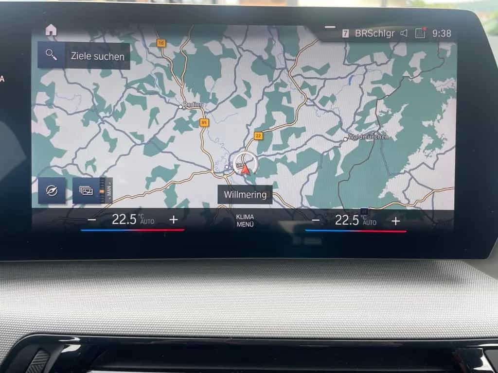 BMW 218 Active Tourer 218iA ACTIVE TOURER U06/LC+/LED/PANO/SHZ+LHZ 03/2023-photo-8