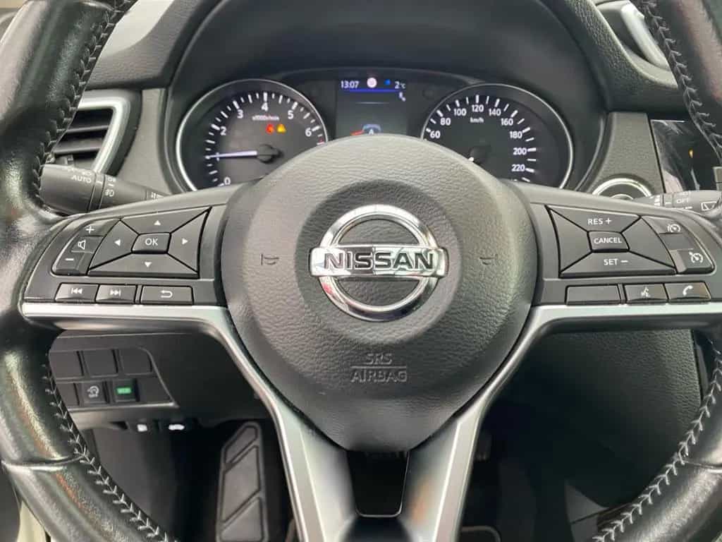 Nissan Qashqai 1.3 DIG-T DCT N-MOTION *LED*Pano*360°*SH 04/2019-photo-10