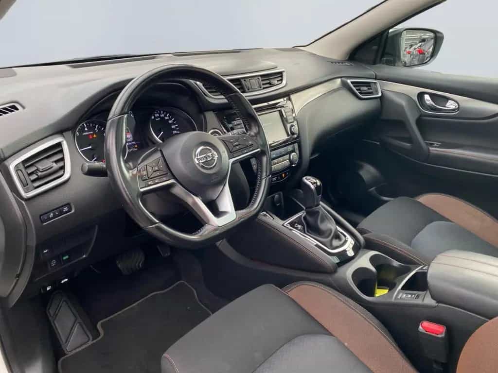 Nissan Qashqai 1.3 DIG-T DCT N-MOTION *LED*Pano*360°*SH 04/2019-photo-6