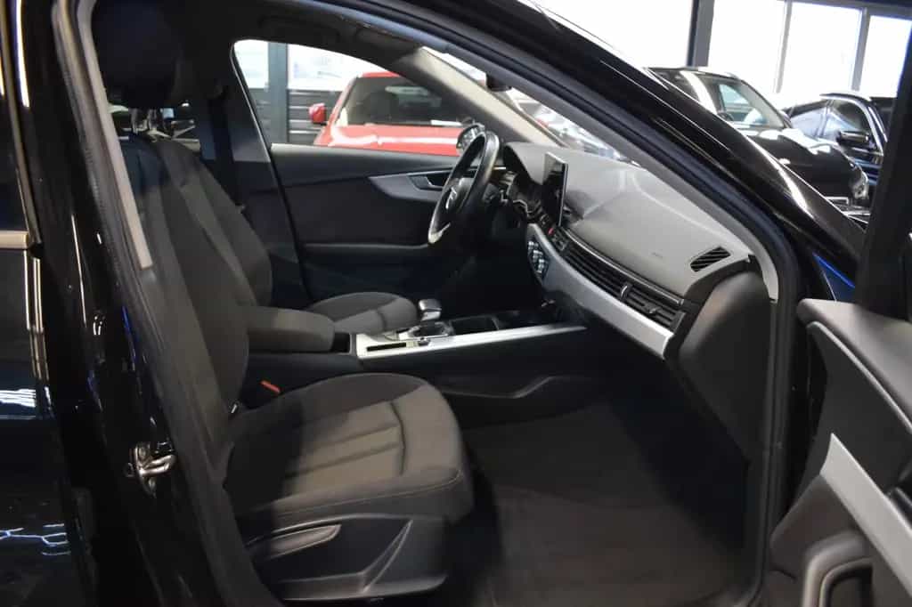 Audi A4 Avant 35 TFSI*LED*NAVI*SHZ*PDC*ALU* 08/2022-photo-2