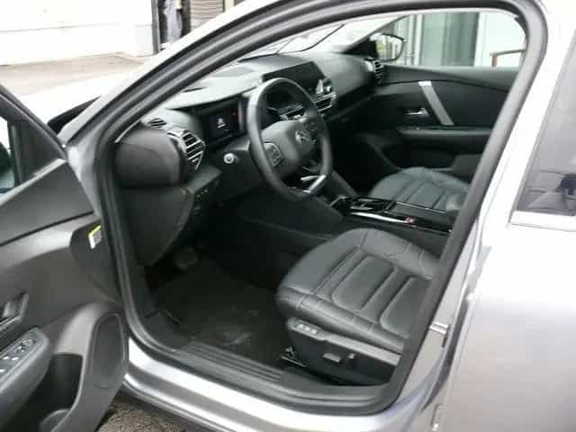 Citroën C4 Lim. Shine PT 130,Leder,Kli ma,Navi,Sitzh,Kam 01/2022-photo-15