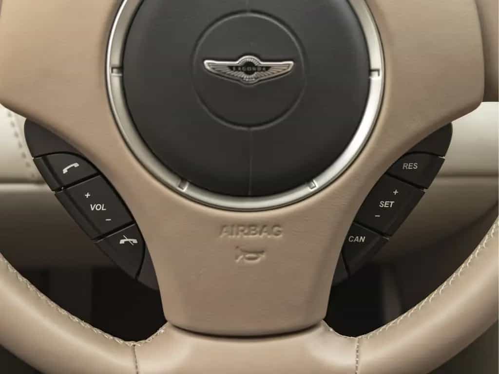 Aston Martin Lagonda Taraf - EU-Registration 02/2015-photo-38