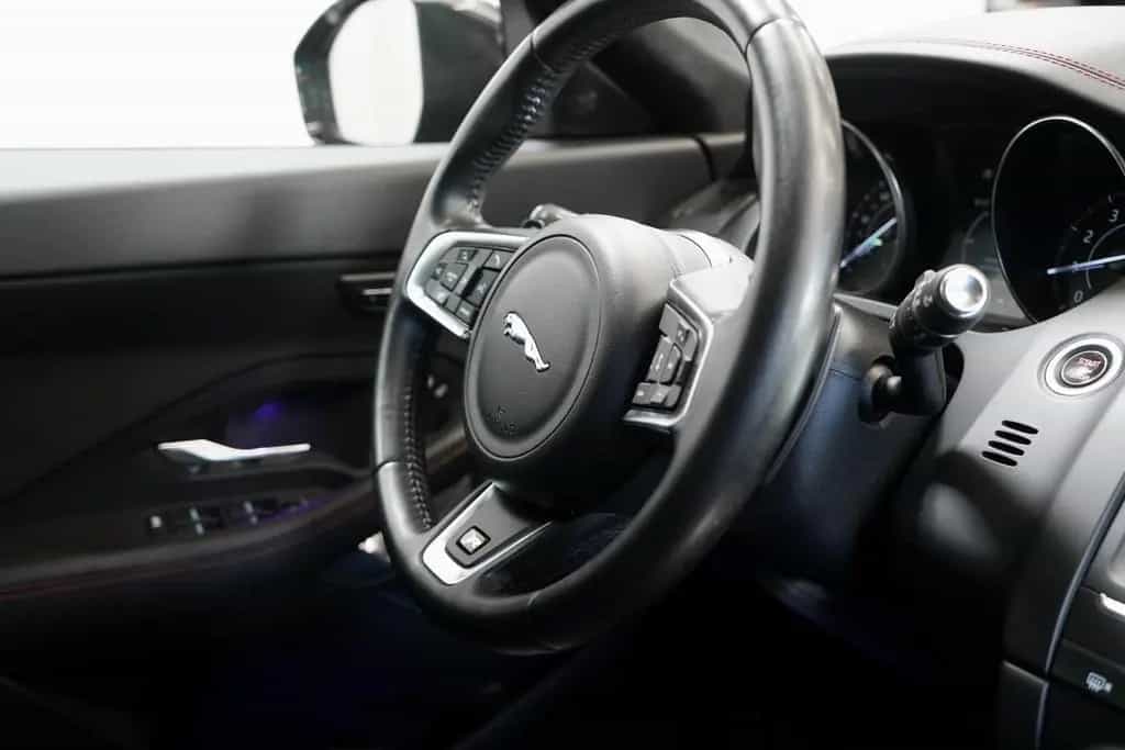 Jaguar E-Pace AWD Aut.*2.HD *ACC *Memory *Pano *H-UP 06/2018-photo-13