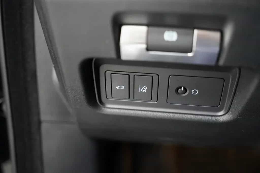 Jaguar E-Pace AWD Aut.*2.HD *ACC *Memory *Pano *H-UP 06/2018-photo-21