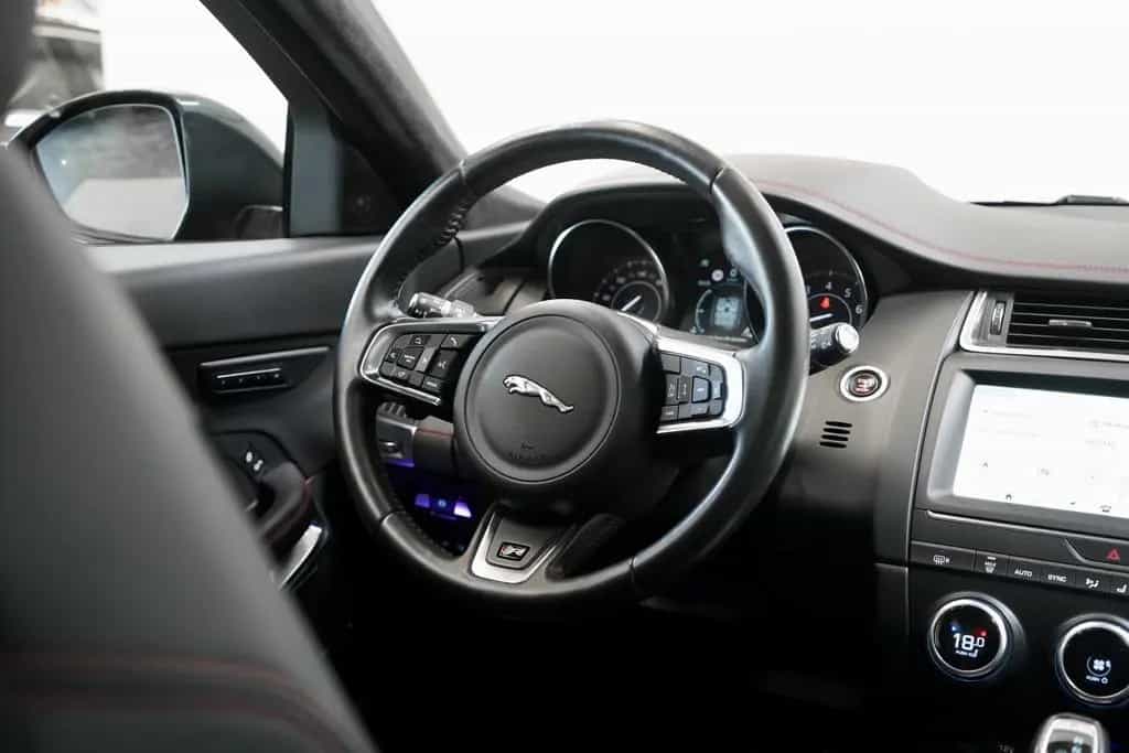 Jaguar E-Pace AWD Aut.*2.HD *ACC *Memory *Pano *H-UP 06/2018-photo-37