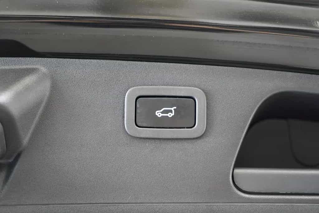 Jaguar E-Pace AWD Aut.*2.HD *ACC *Memory *Pano *H-UP 06/2018-photo-41