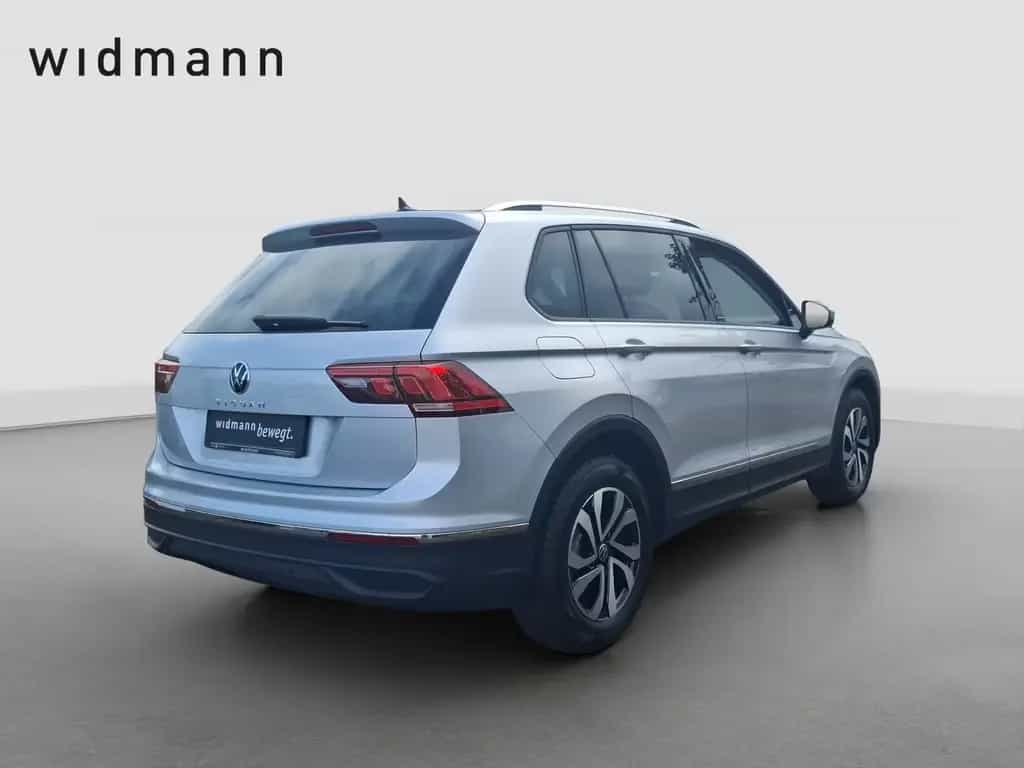 Volkswagen Tiguan 1.5 TSI 150 PS DSG ACC NAVI LED 01/2022-photo-2