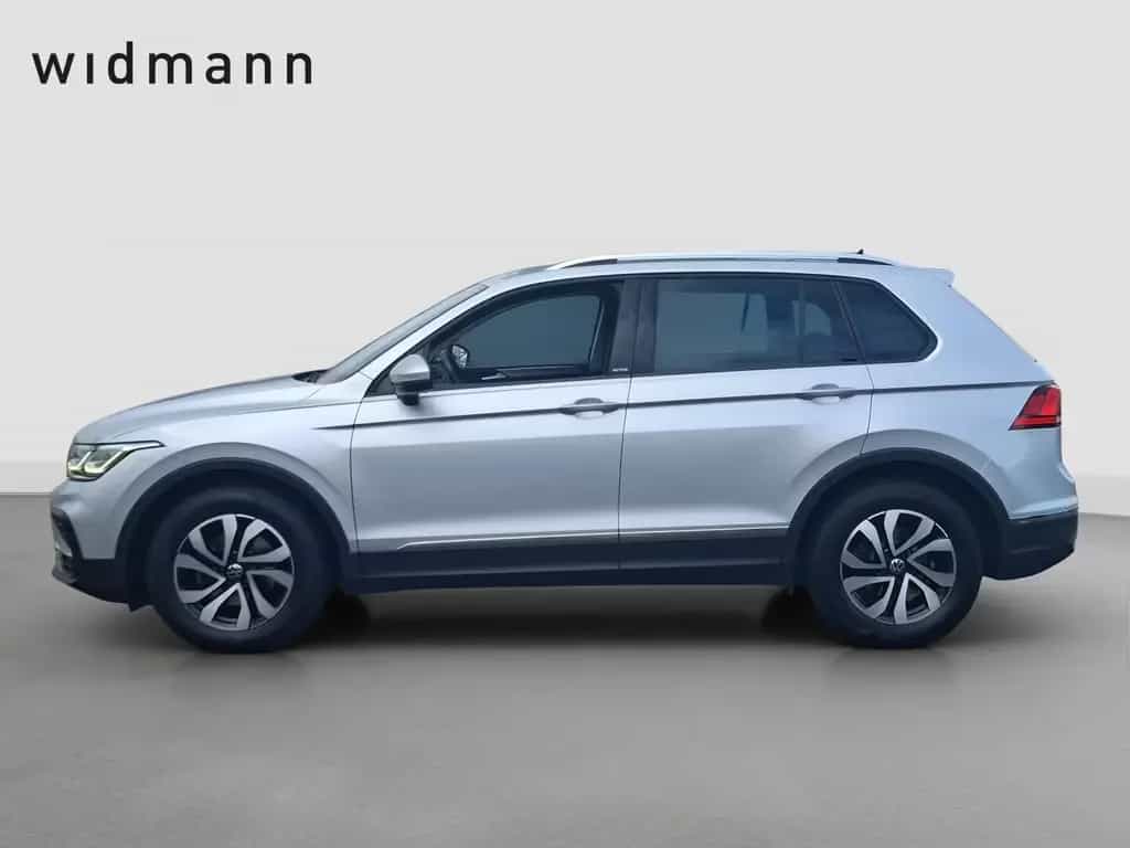 Volkswagen Tiguan 1.5 TSI 150 PS DSG ACC NAVI LED 01/2022-photo-5
