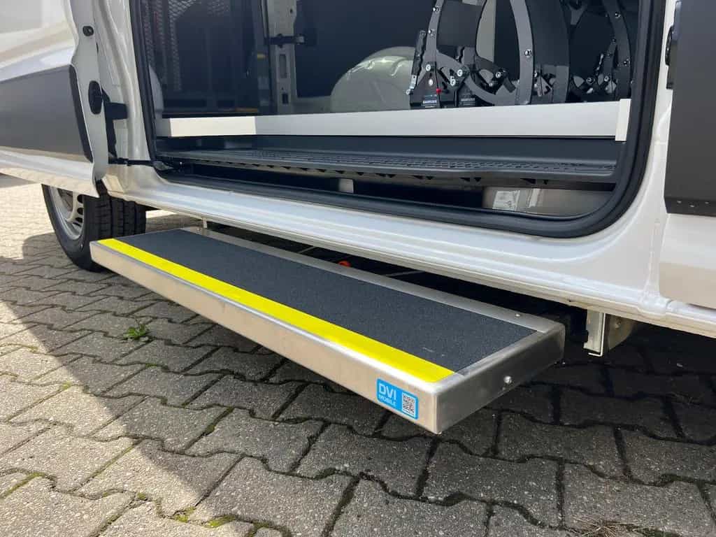 MAN TGE KMP/BTW Einzelsitze Lift AMF L3 null-photo-11