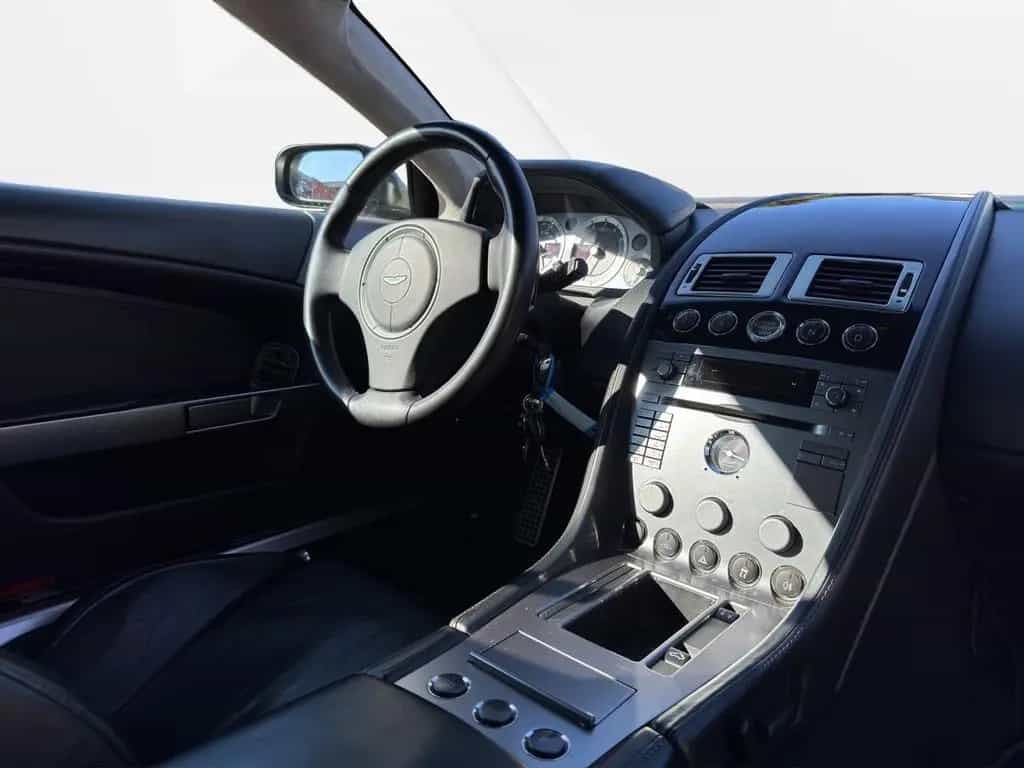 Aston Martin DB9 Volante 5.9 Touchtronic 04/2006-photo-9