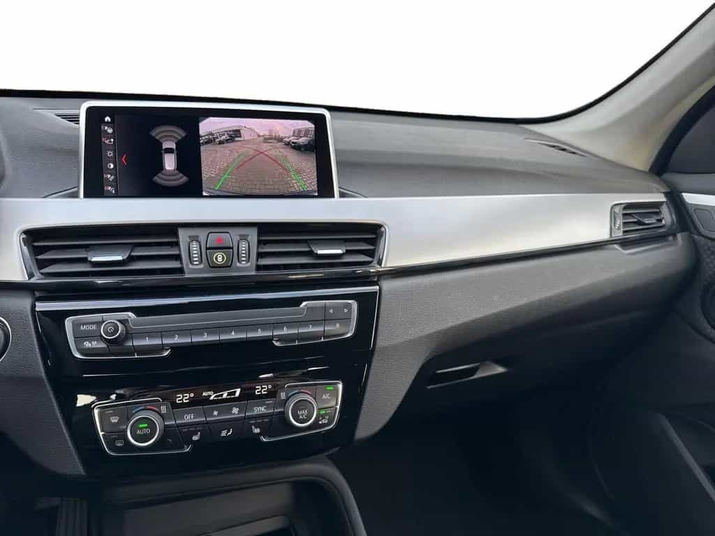 BMW X1 sDrive18i AHK RFK LORDOSE LED SHZ 12/2021-photo-12