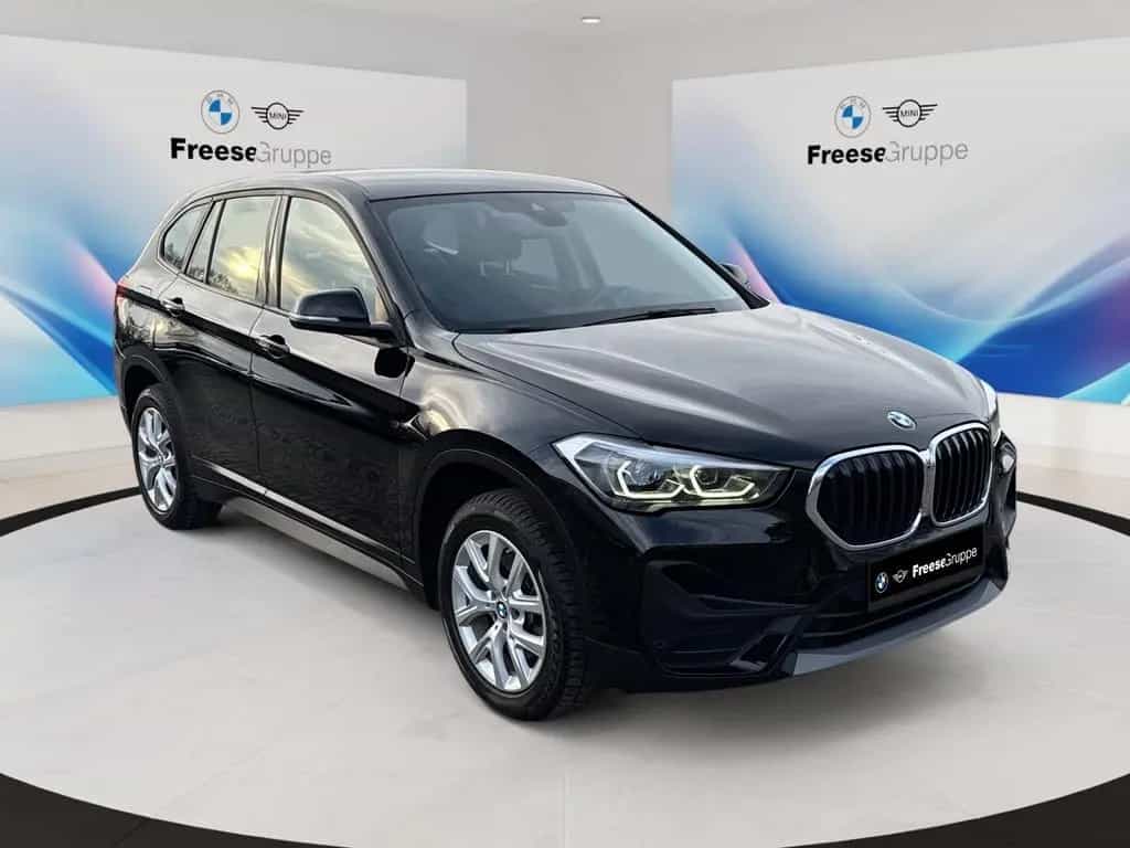 BMW X1 sDrive18i AHK RFK LORDOSE LED SHZ 12/2021-photo-7