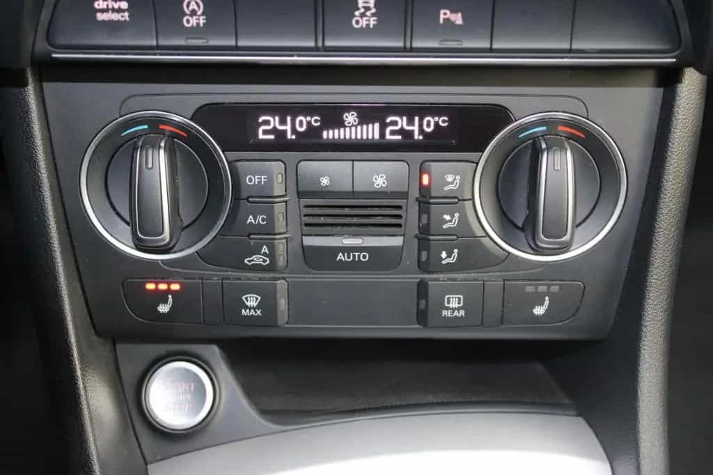 Audi Q3 sport *KLIMAAUTOM.+XENON+NAVI+PDC+SITZHEIZ.* 01/2018-photo-22