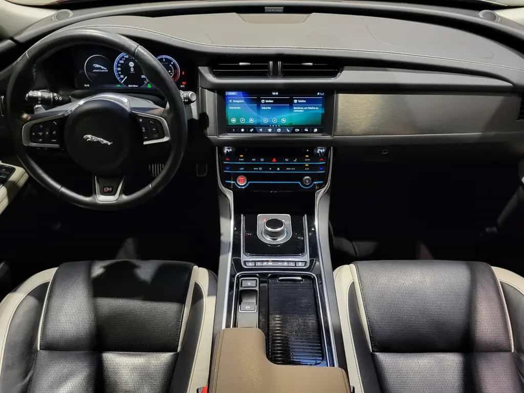 Jaguar XF 30D S *TOP Ausstattung* 03/2018-photo-7