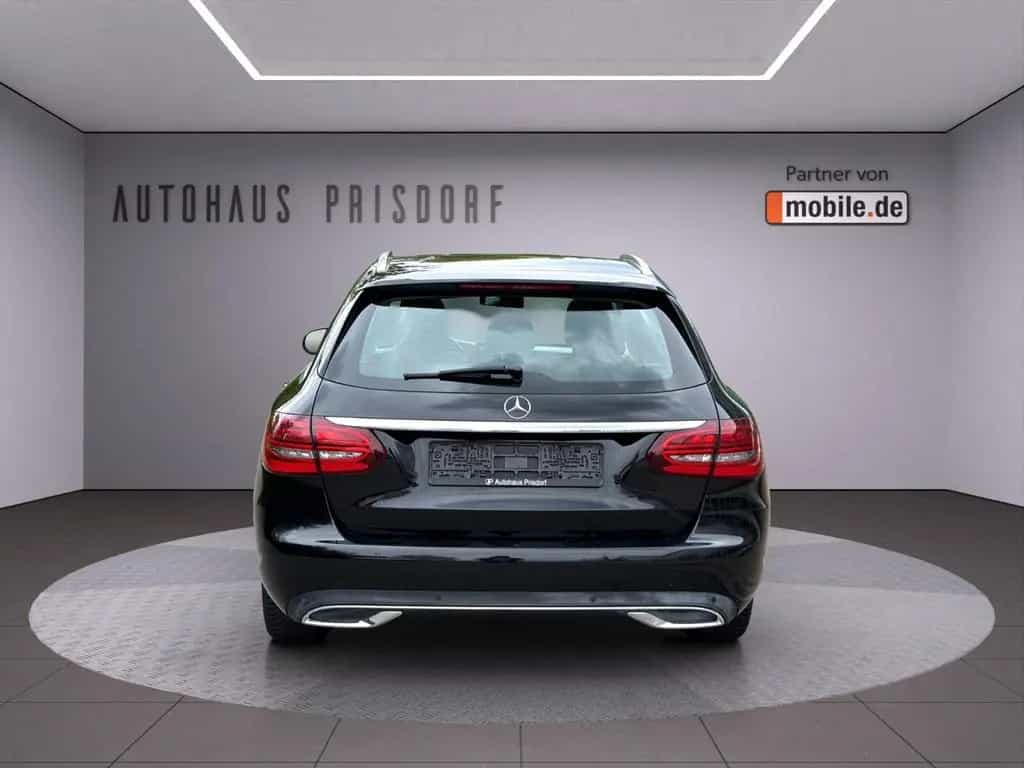 Mercedes-Benz C 180 T Modell /Leder/LED/Kamera/Pano/ 09/2018-photo-5