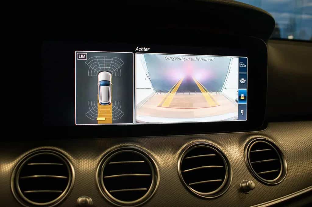 Mercedes-Benz E-Class 200 D BREAK, APPLE CARPLAY, LEDER, SPORTSTOEL, 11/2019-photo-11