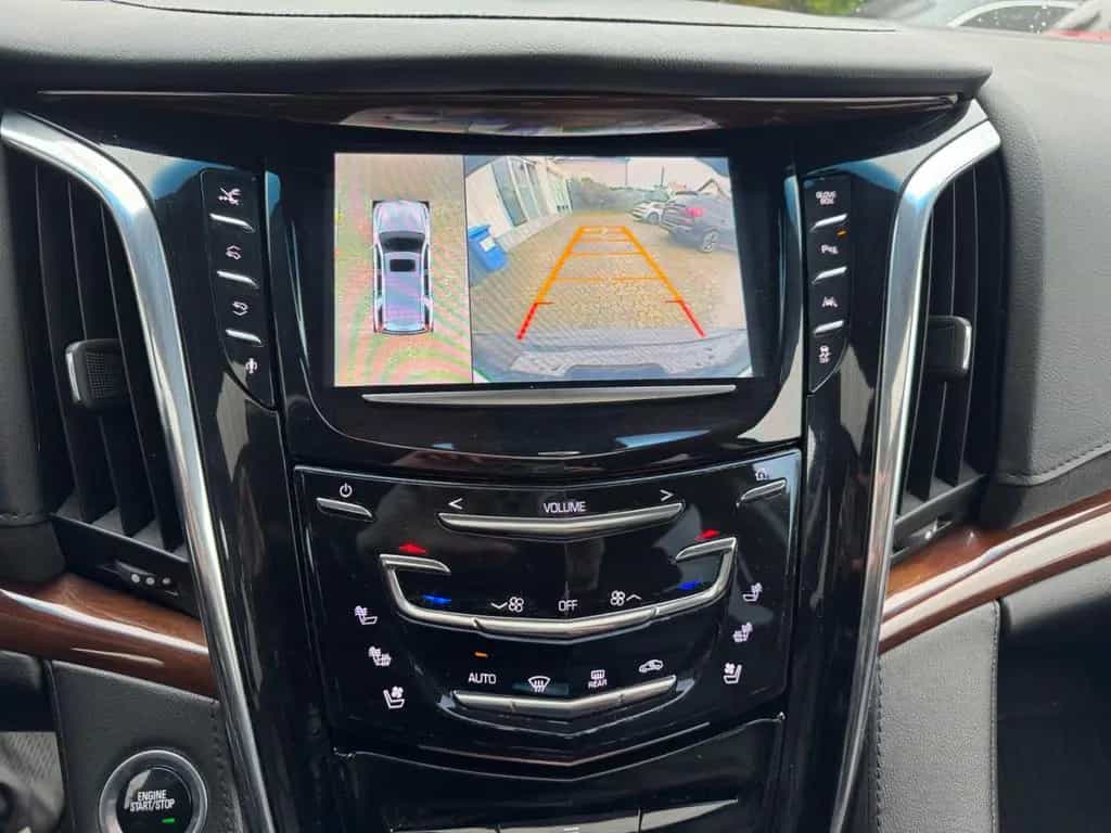 Cadillac Escalade GMT K2XL Platinum ESV*Lang*LPG 07/2017-photo-12