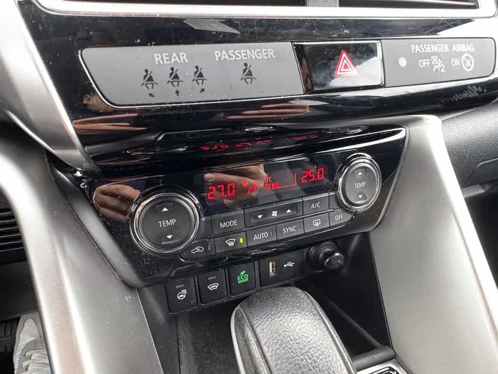 Mitsubishi Eclipse Cross 4WD *LED*360g*Spurhalte*HUD*ToTWKL 12/2019-photo-28