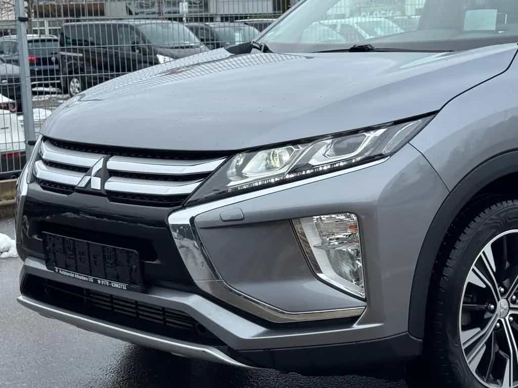 Mitsubishi Eclipse Cross 4WD *LED*360g*Spurhalte*HUD*ToTWKL 12/2019-photo-4