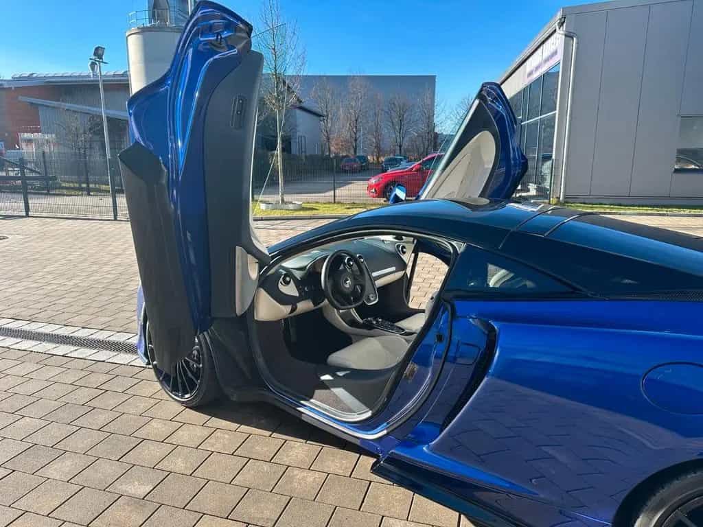 McLaren GT 03/2022-photo-8