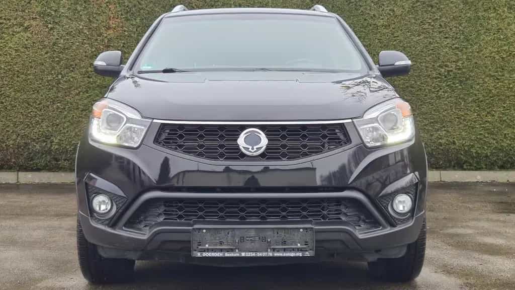 Ssangyong Korando 2.0 KAMERA/NAVI/4 x SHZ/ LEDER/ DAB/18" 07/2015-photo-1