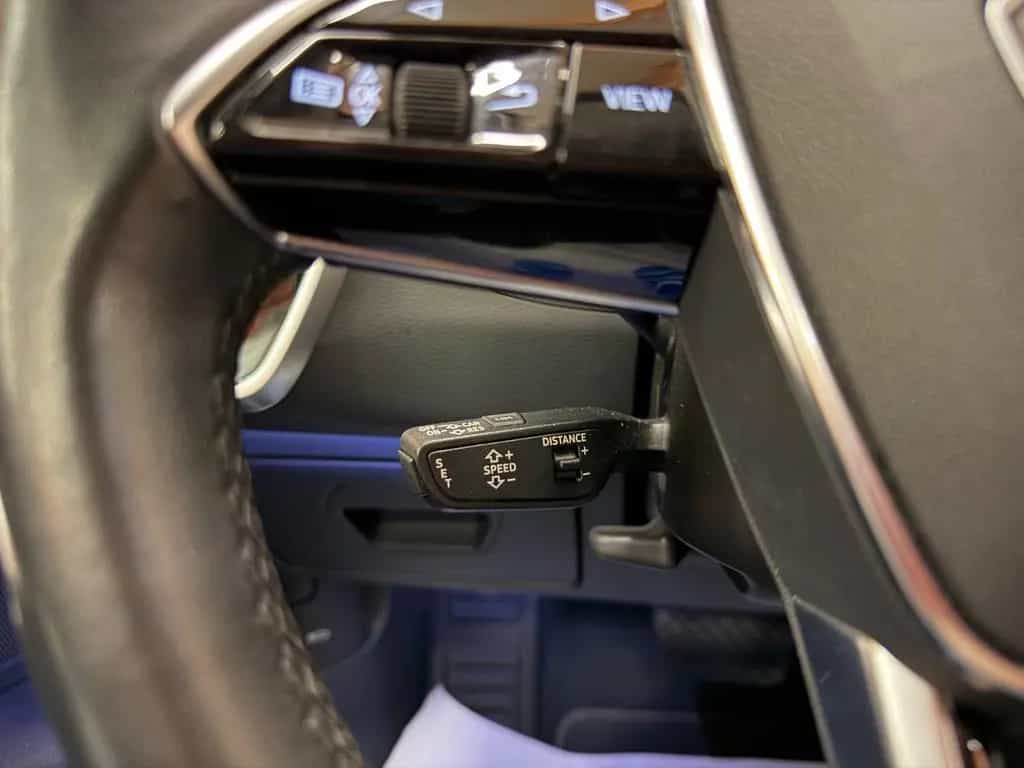 Audi A6 Avant 50 TDI quattro design/LED/AHK/R-KAM/ACC 05/2021-photo-27
