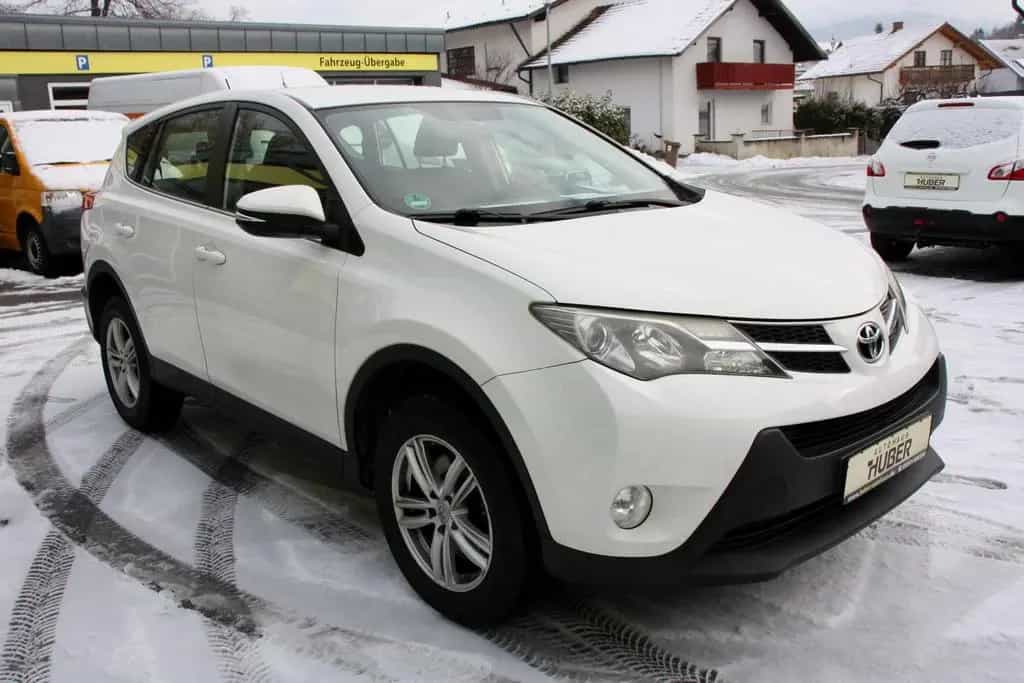 Toyota RAV 4 2.0 D-4D 1. Hand PDC Sitzheizung LM TÜV 27 03/2014-photo-20