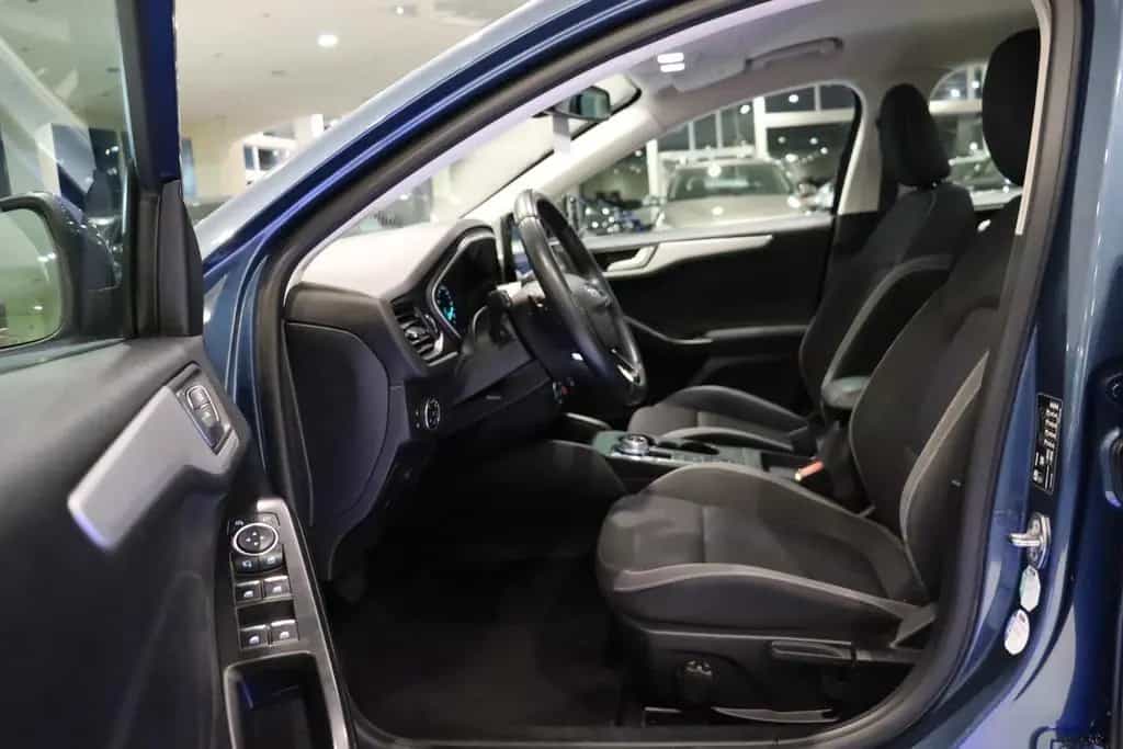 Ford Focus Turnier Automatik*ALU*LED*NAVI*SHZ*KLIMA* 06/2019-photo-14