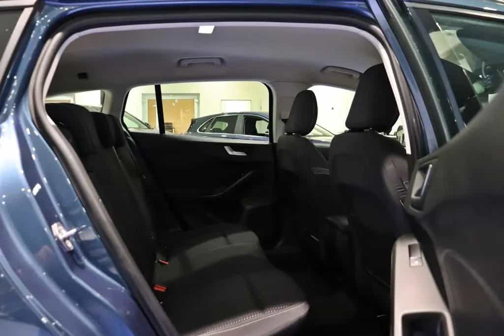 Ford Focus Turnier Automatik*ALU*LED*NAVI*SHZ*KLIMA* 06/2019-photo-17