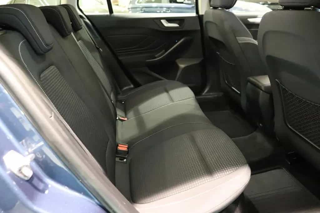 Ford Focus Turnier Automatik*ALU*LED*NAVI*SHZ*KLIMA* 06/2019-photo-18