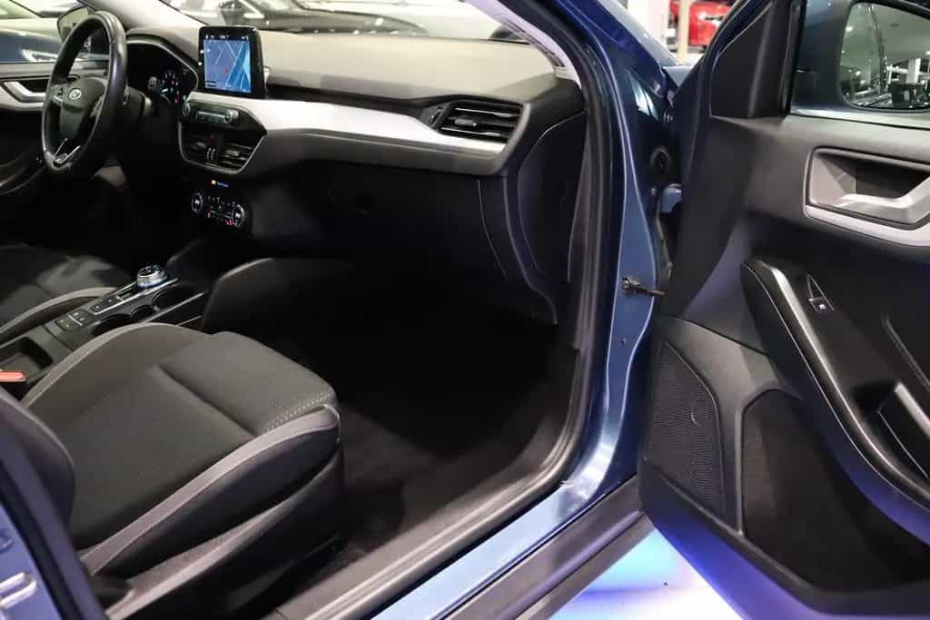 Ford Focus Turnier Automatik*ALU*LED*NAVI*SHZ*KLIMA* 06/2019-photo-20