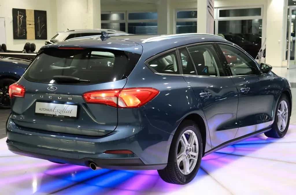 Ford Focus Turnier Automatik*ALU*LED*NAVI*SHZ*KLIMA* 06/2019-photo-6