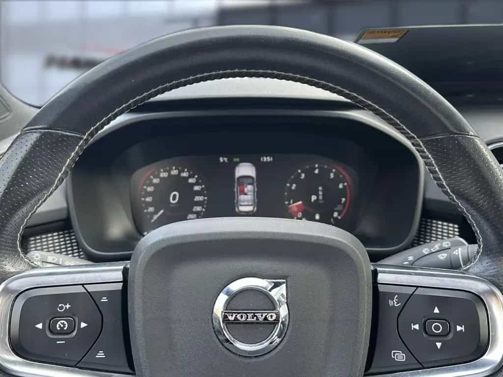 Volvo XC40 XC 40 B5 R Design AWD Allrad Automatik Bluetooth 11/2021-photo-11