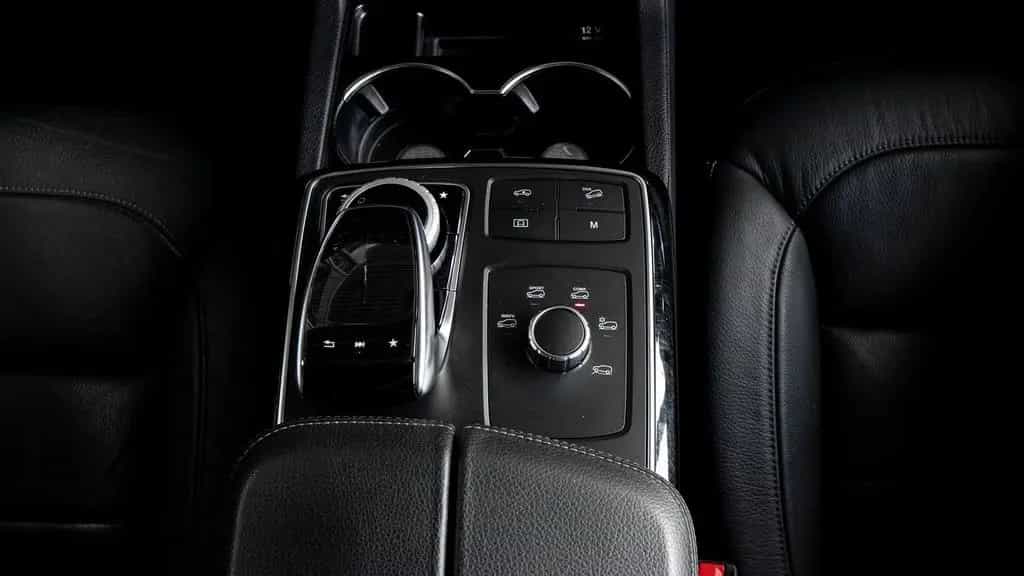 Mercedes-Benz GLE-Class 400 4Matic AMG*360°*PANO*LUFT*TOT*ACC 11/2017-photo-20