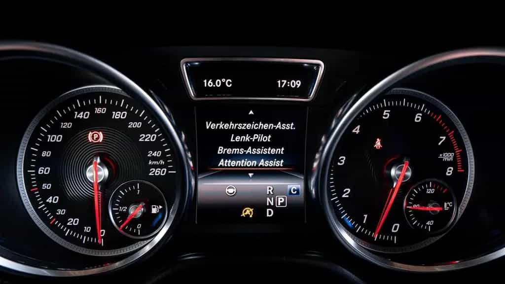 Mercedes-Benz GLE-Class 400 4Matic AMG*360°*PANO*LUFT*TOT*ACC 11/2017-photo-27